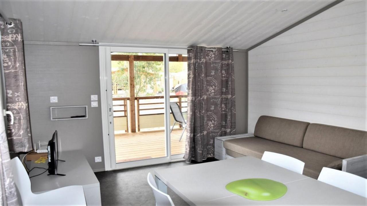 Chalet Avec Piscine Azur Exterior photo